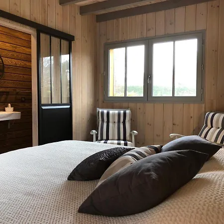 D'hotes L'aousere فندق مبيت وإفطار *