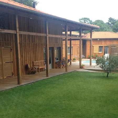 D'hotes L'aousere فندق مبيت وإفطار بيسكاروس
